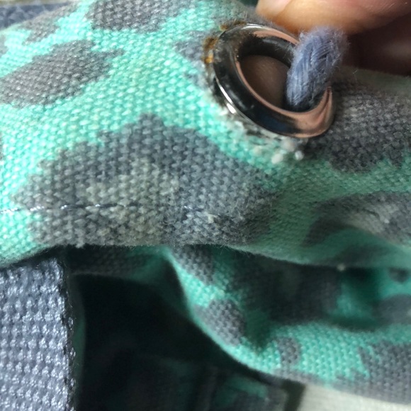 Victoria’s Secret PINK Leopard Print canvas travel laundry bag RARE - Picture 13 of 13